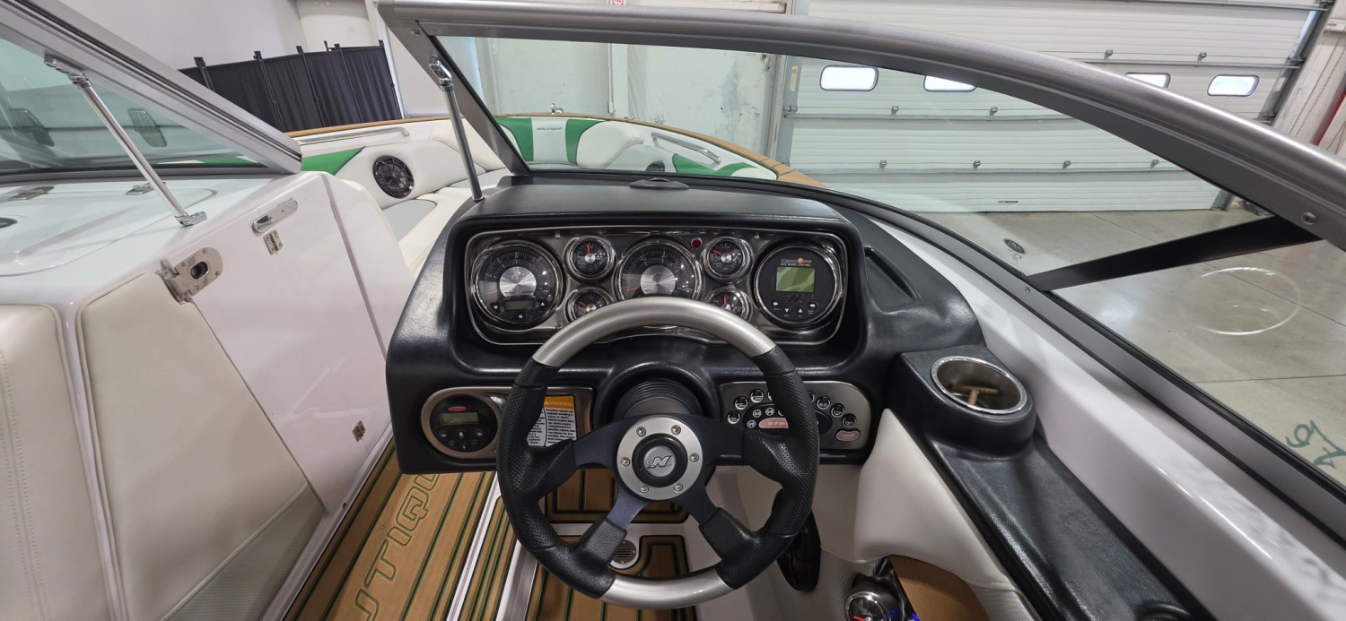 2009 Nautique 230 TE