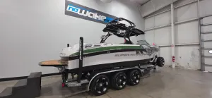 2009-nautique-super-air-nautique-230-140694-image2