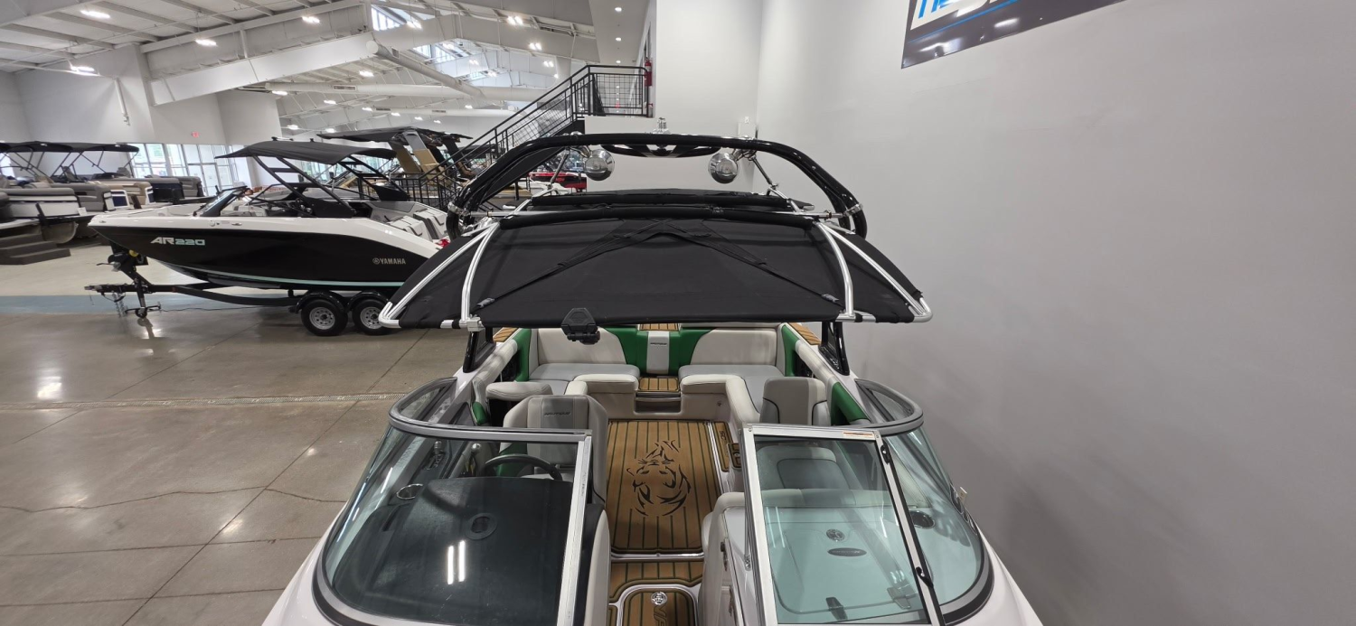 2009 Nautique 230 TE