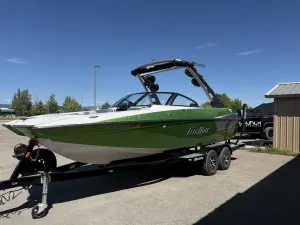 2020-malibu-wakesetter-22-mxz-140700-image4