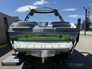2020-malibu-wakesetter-22-mxz-140700-image6