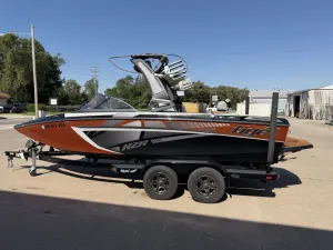 2017-tige-rzr-140714-image1