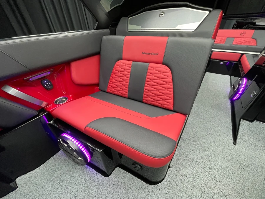 2022-mastercraft-x24-141195-image11