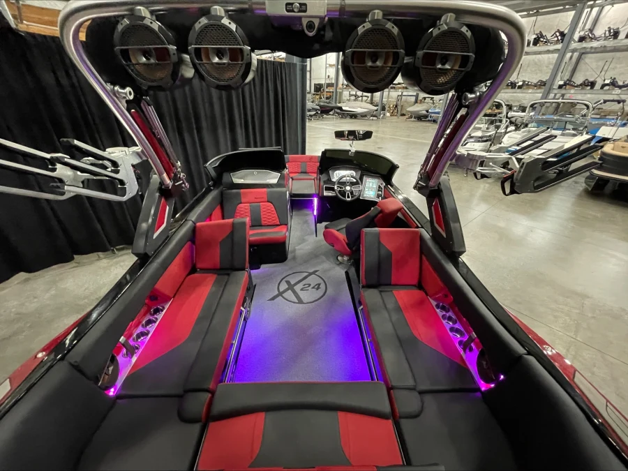2022-mastercraft-x24-141195-image18