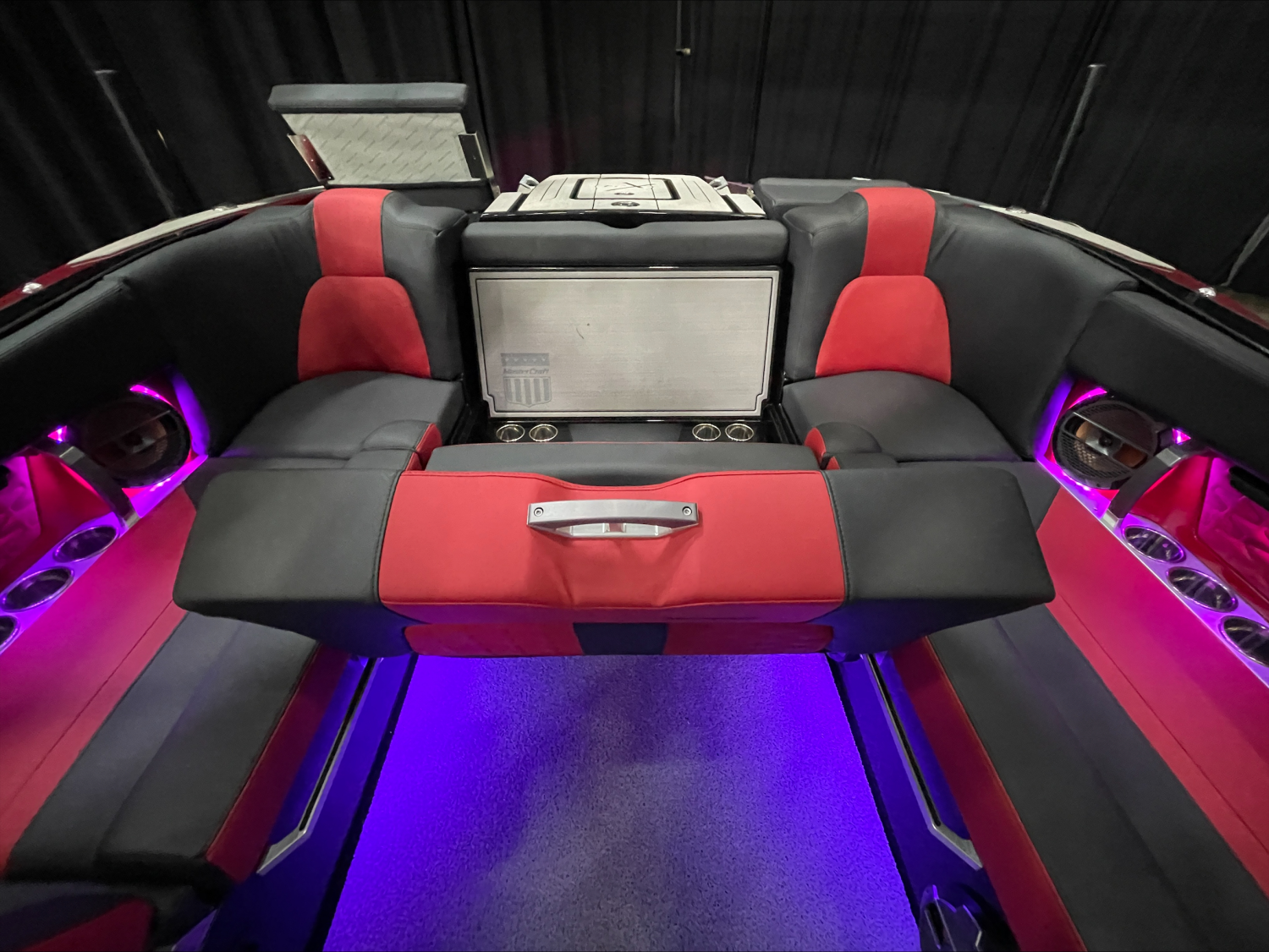 2022 MasterCraft X24