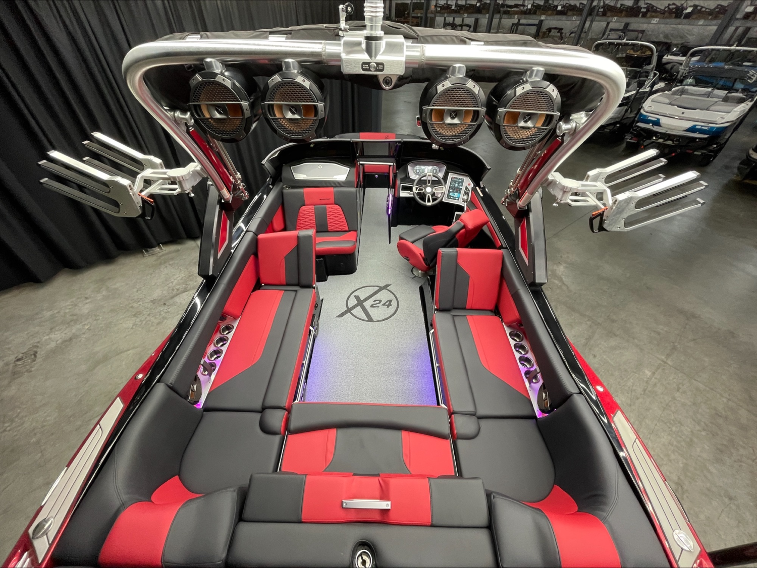 2022 MasterCraft X24