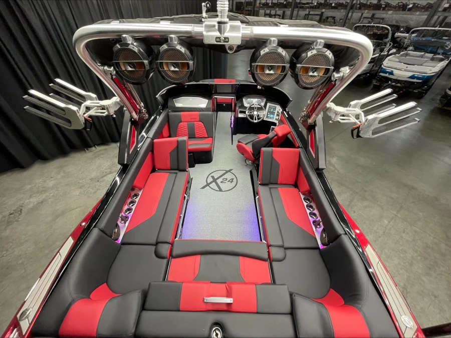 2022-mastercraft-x24-141195-image6
