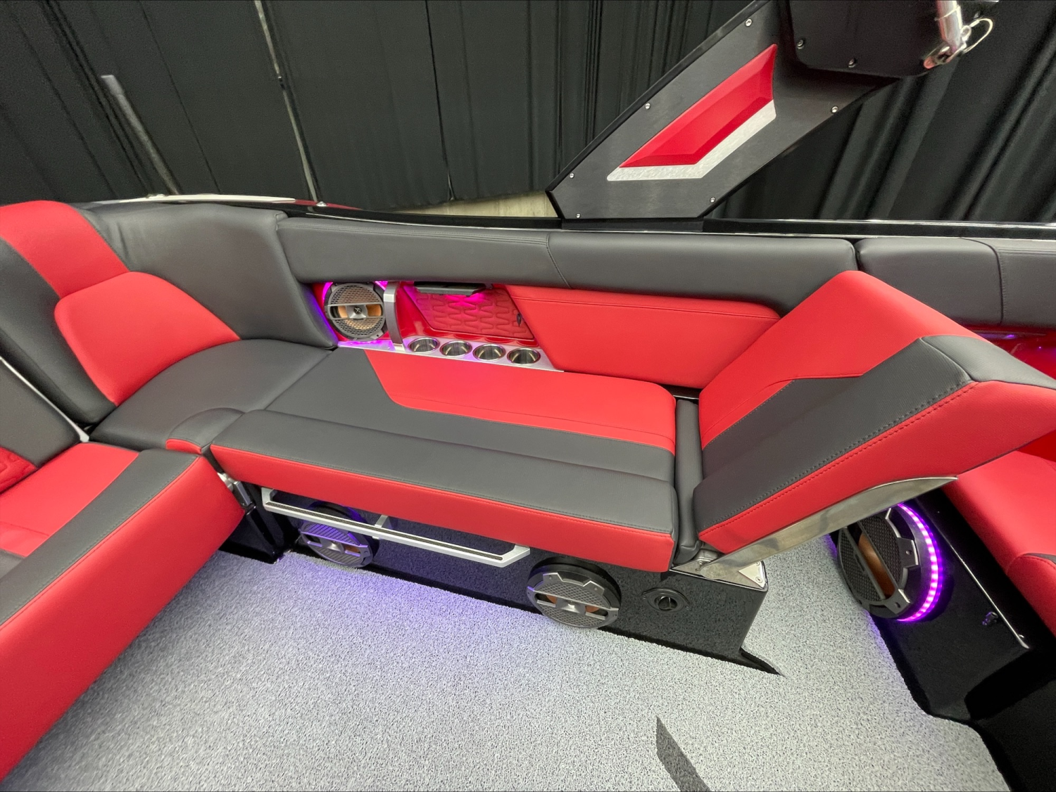 2022 MasterCraft X24