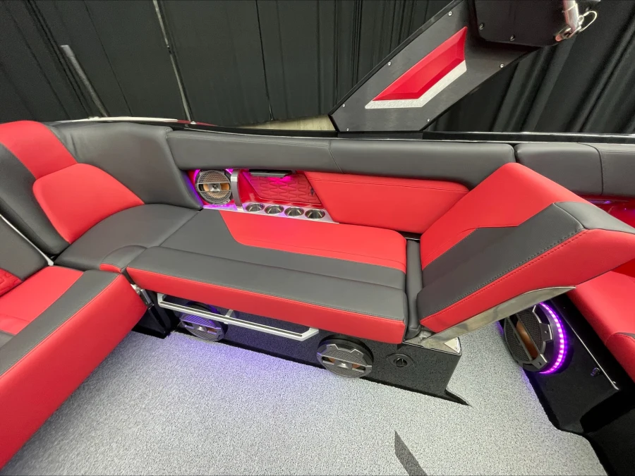 2022-mastercraft-x24-141195-image9