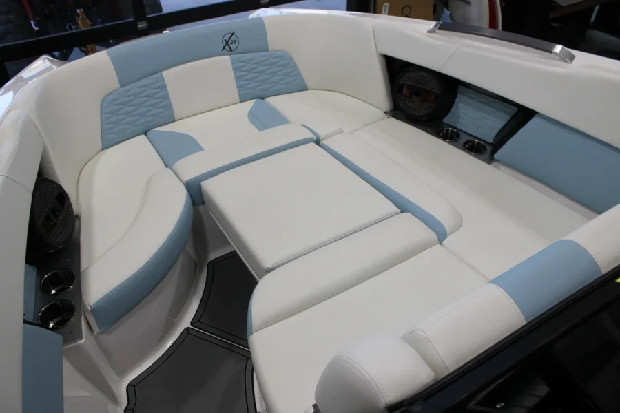 2023-mastercraft-x26-140739-image2.webp