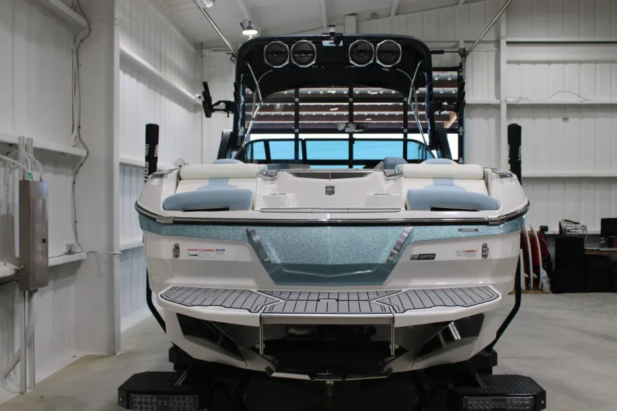 2023-mastercraft-x26-140739-image9.webp