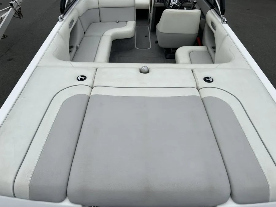 2004-malibu-wakesetter-vlx-140740-image3.webp