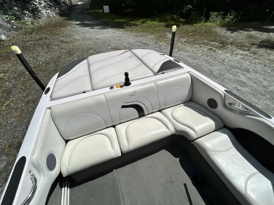 2002-nautique-super-air-nautique-210-140741-image8.webp