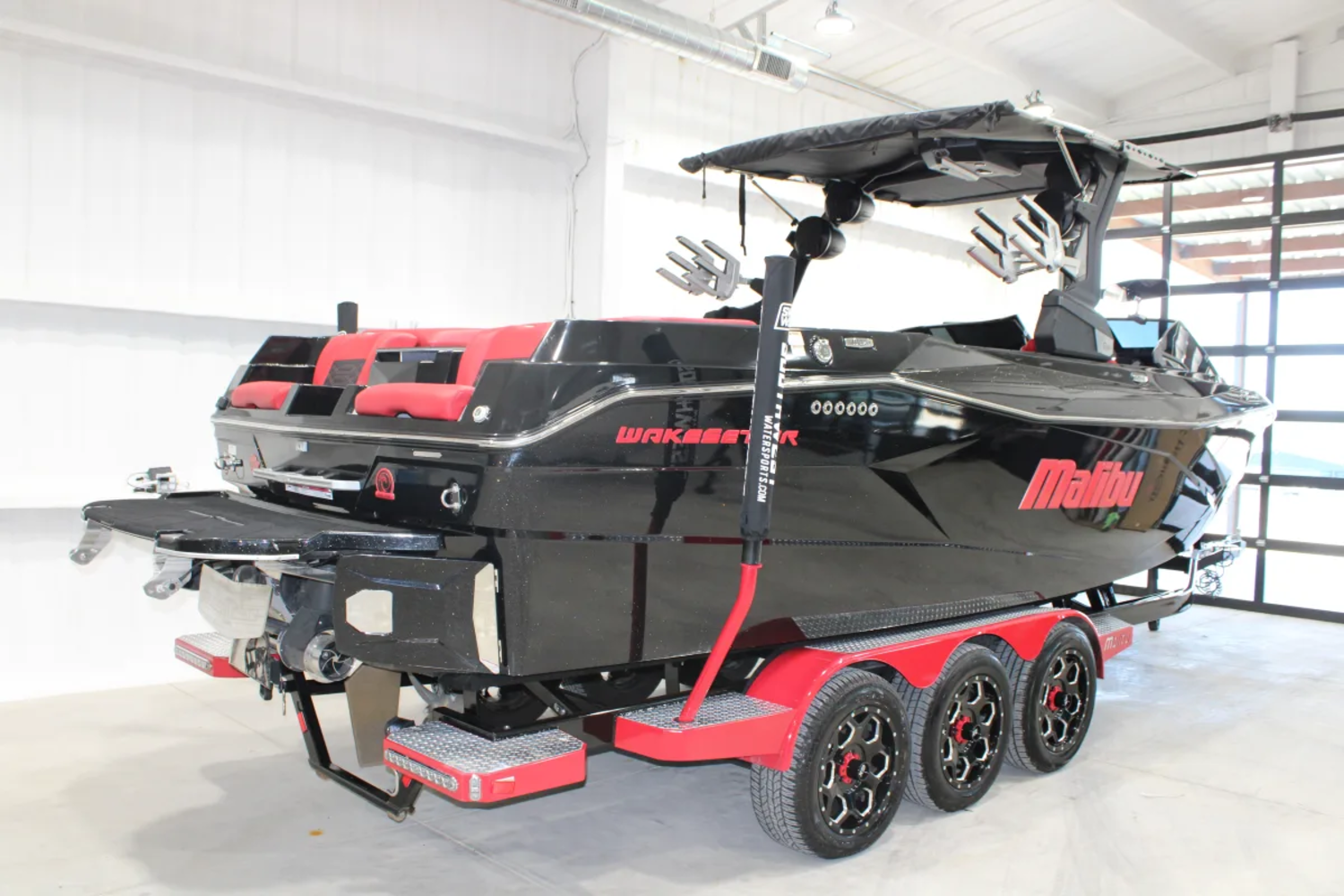 2024 Malibu Wakesetter 26LSV