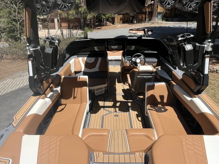 2022-nautique-g23-140749-image2.webp