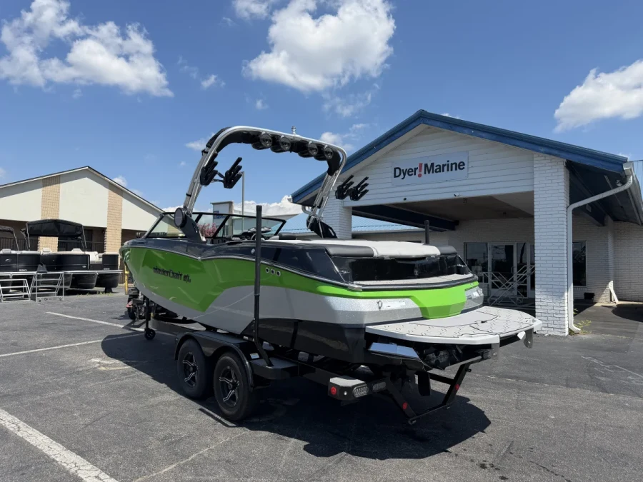 2023-mastercraft-nxt22-140754-image1.webp