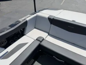 2023-mastercraft-nxt22-140754-image6.webp