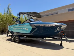 2019-nautique-g23-140758-image0.webp