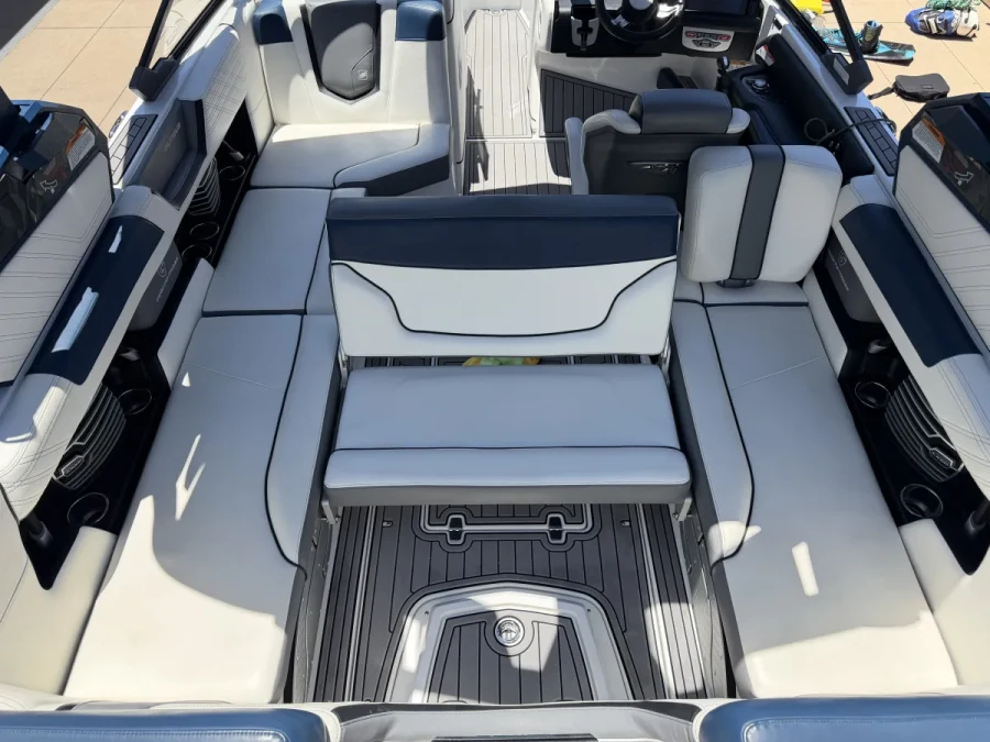 2019-nautique-g23-140758-image2.webp