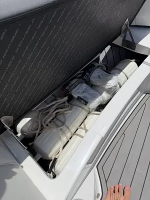 2019-nautique-g23-140758-image7.webp