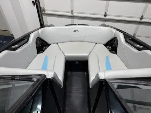 2020-mastercraft-nxt20-140760-image2.webp