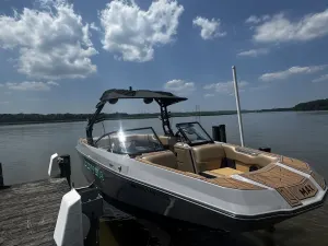 2022-moomba-max-140782-image2.webp