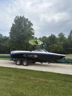 2005-nautique-air-nautique-sv-211-140784-image0.webp