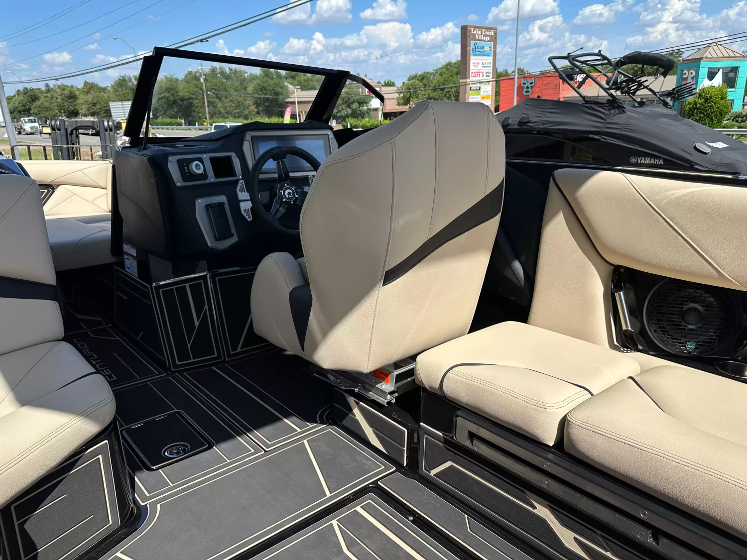 2026 Centurion NV233