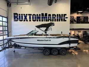 2021-mastercraft-x26-140792-image1