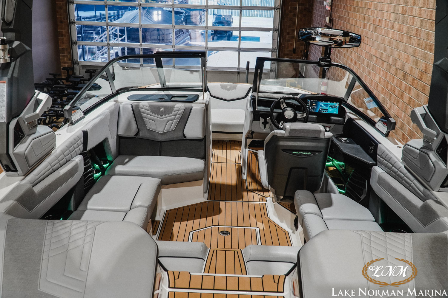 2022 Nautique G21
