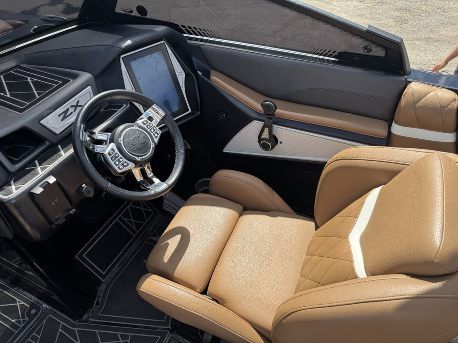 2021 Tige 25 ZX