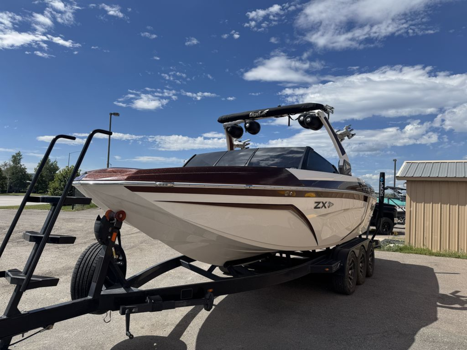 2021 Tige 25 ZX