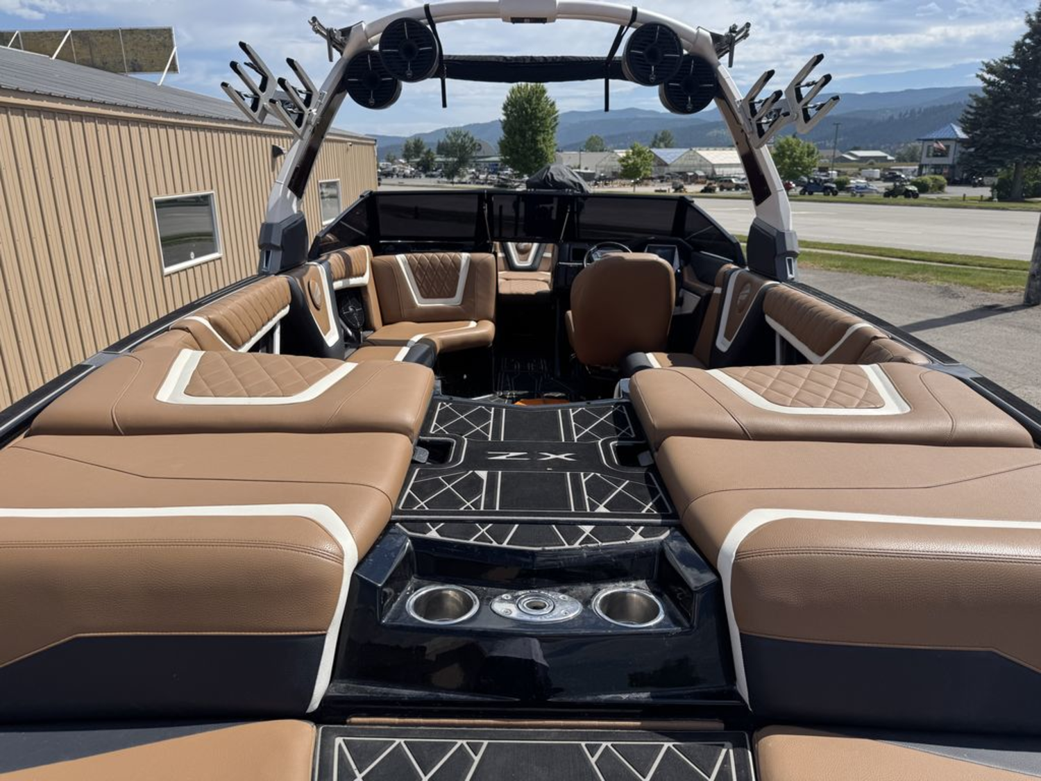 2021 Tige 25 ZX