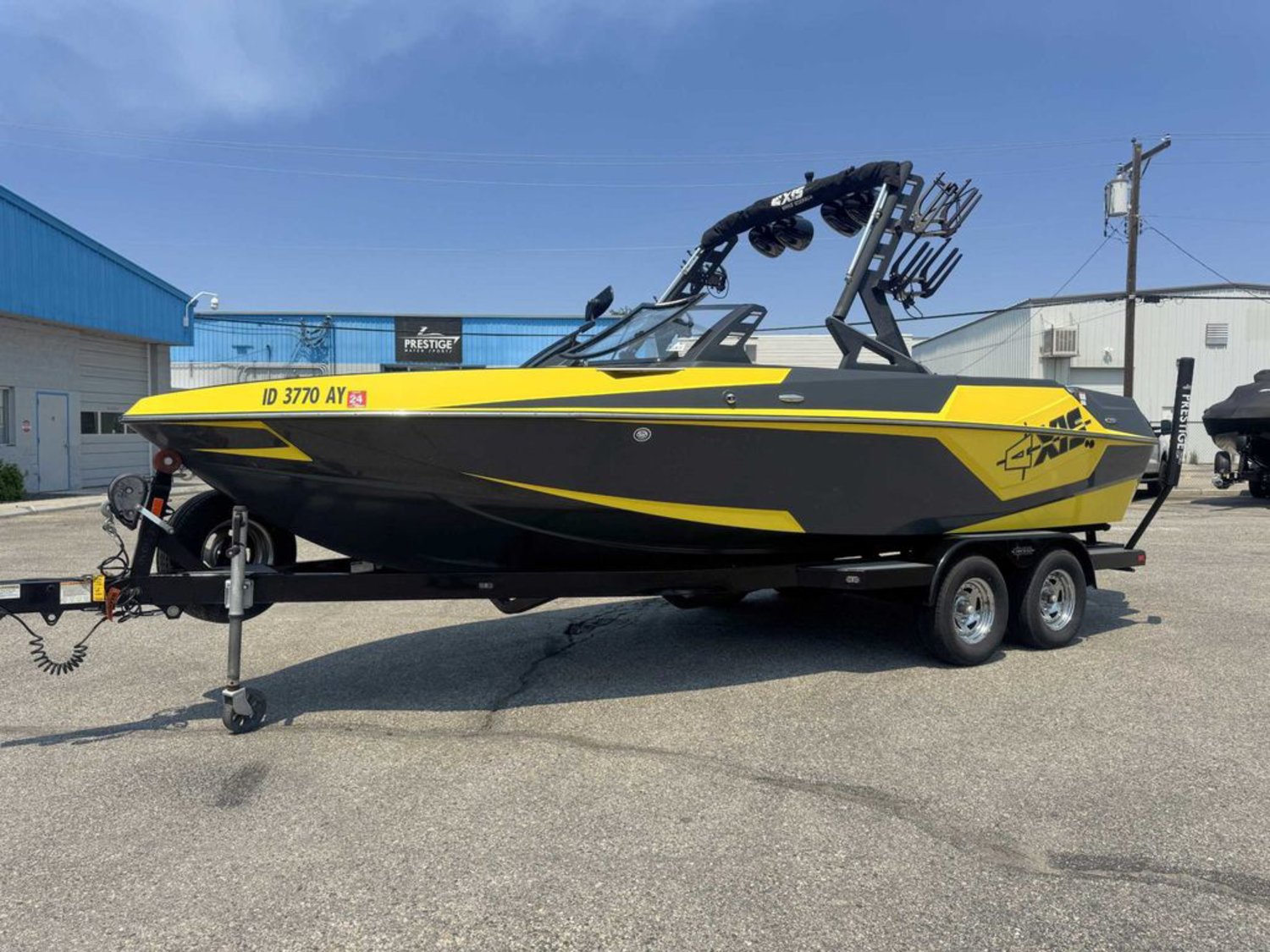 2018 Axis Wake Research T22