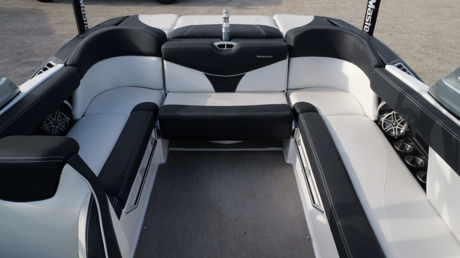 2017 MasterCraft XT23
