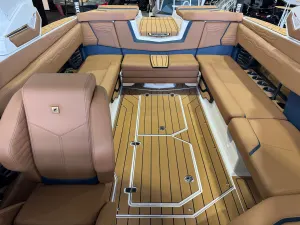 2027-nautique-g25-142461-image21