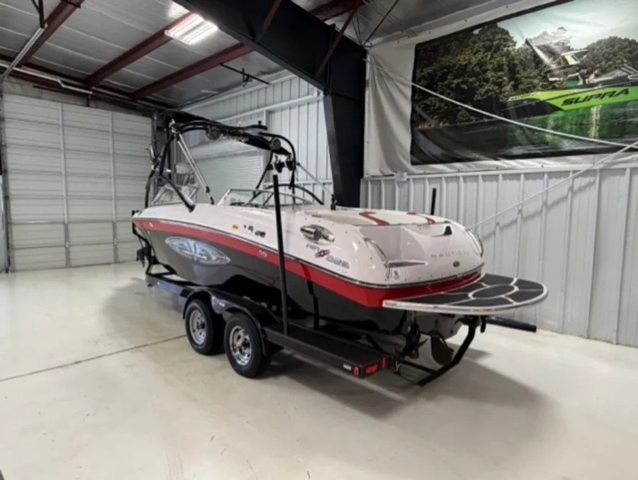 2004-nautique-air-nautique-226-142593-image4.webp