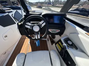 2026-nautique-gs22-142597-image6.webp