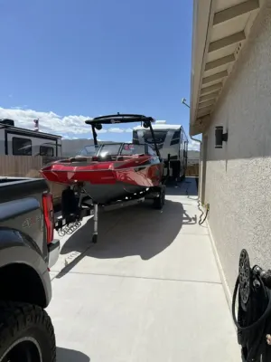 2021-malibu--wakesetter-23-mxz-142599-image2.webp