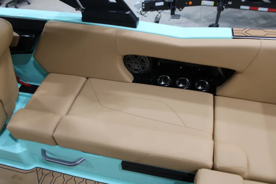 2022-mastercraft-nxt22-142604-image6.webp