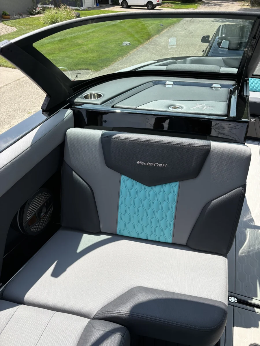 2025-mastercraft-xt22-142622-image6.webp