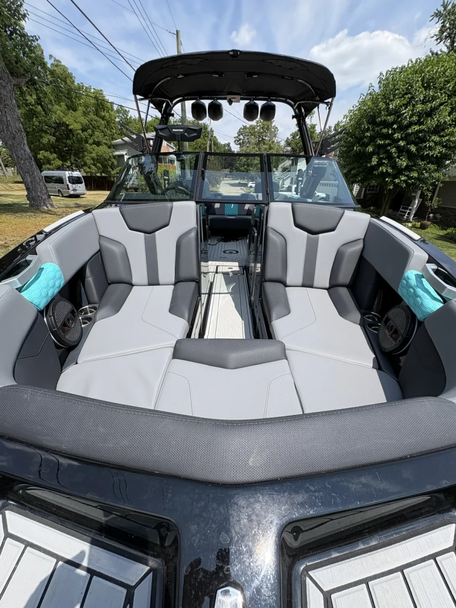 2025-mastercraft-xt22-142622-image8.webp