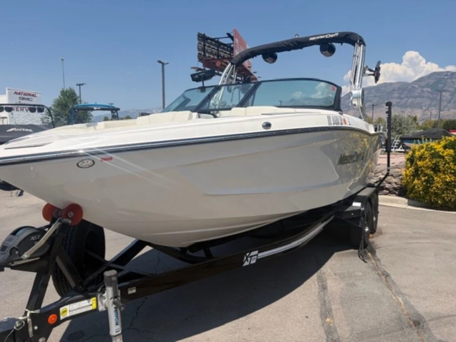2023-mastercraft-xt23-142664-image11
