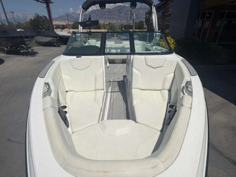 2023-mastercraft-xt23-142664-image6