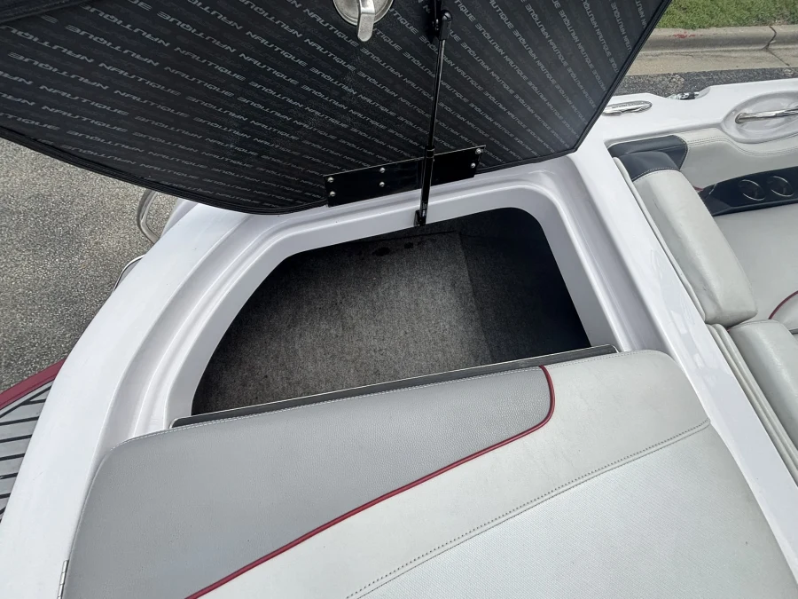 2013-nautique-super-air-nautique-210-142668-image17