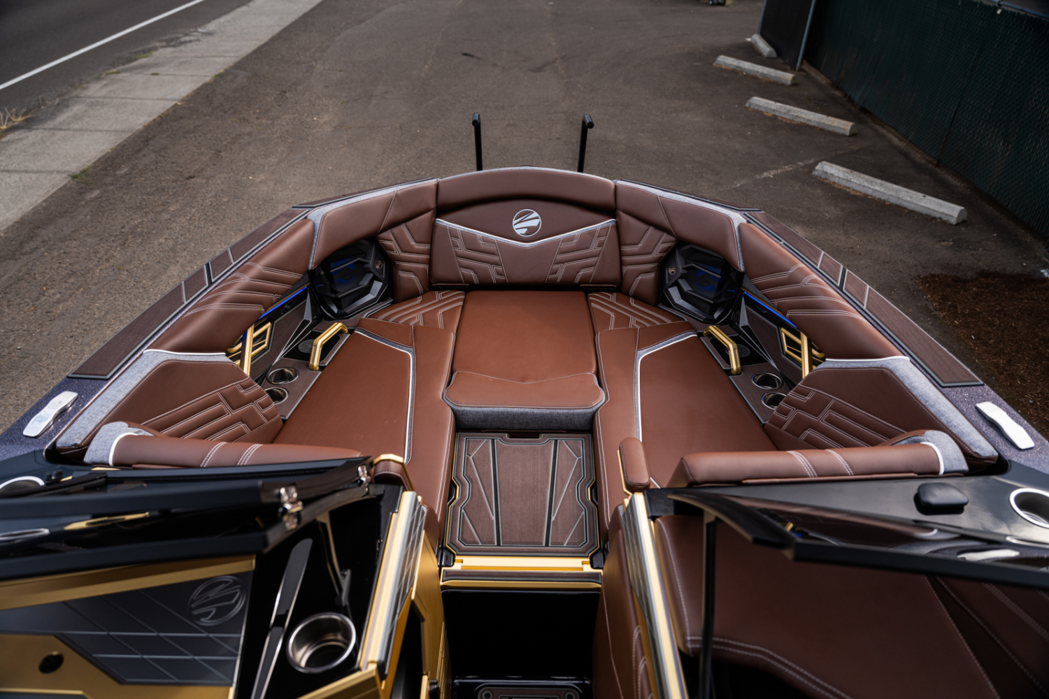 2027 Tige Boats Ultré 25ZX