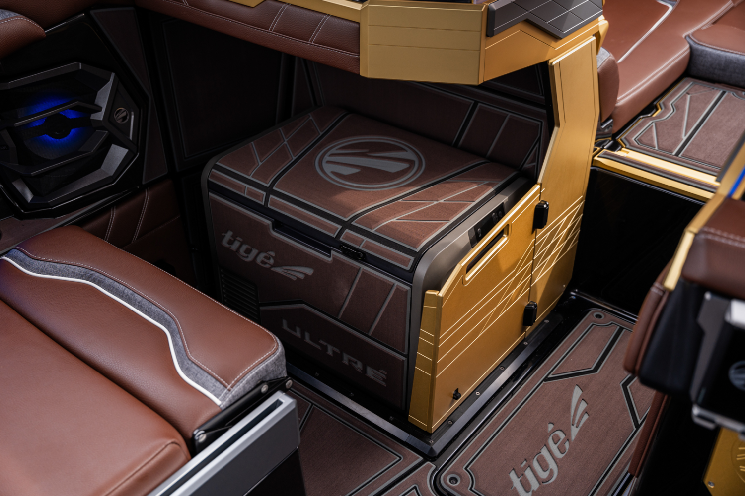 2027 Tige Boats Ultré 25ZX