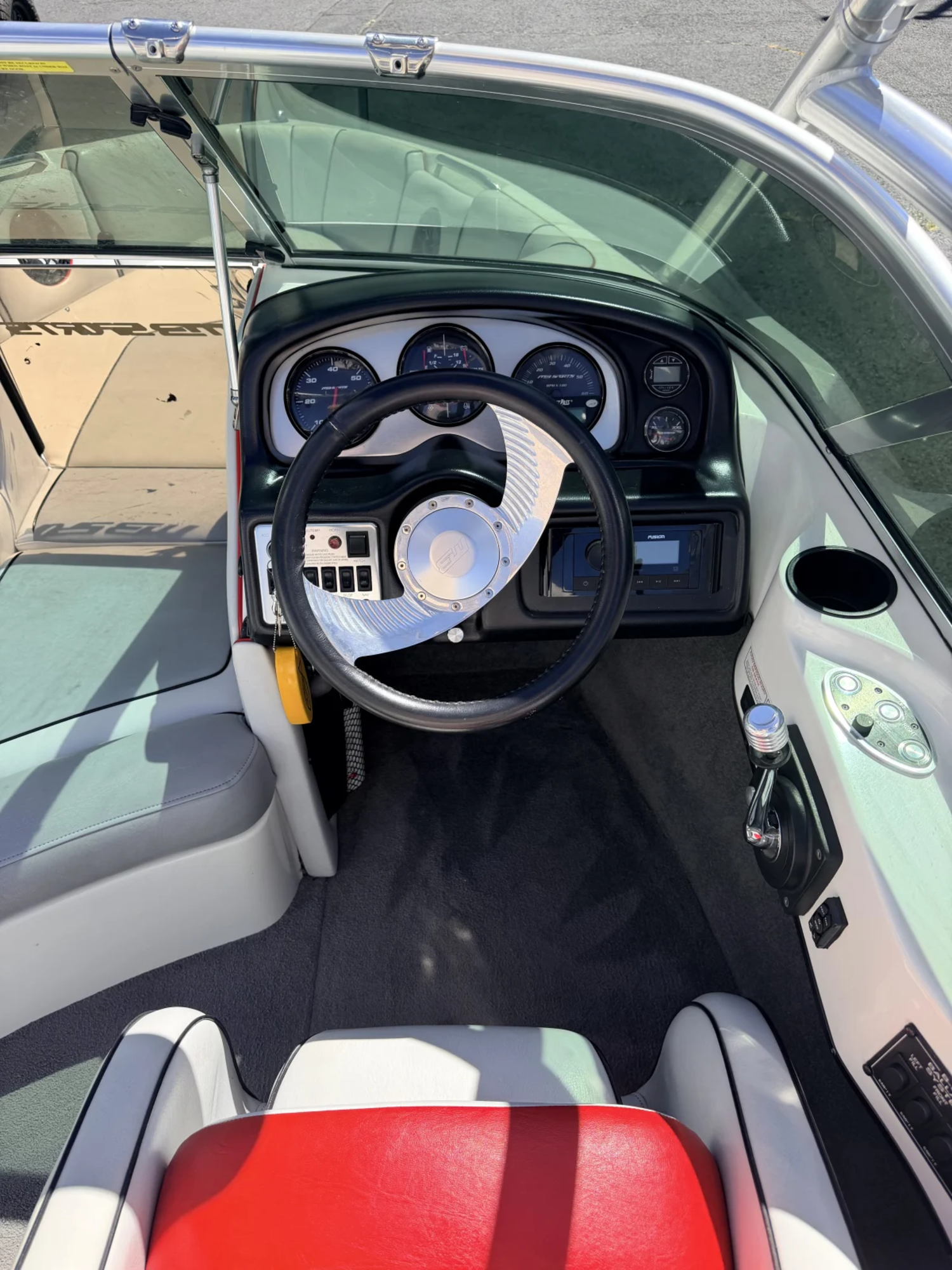 2005 MB Sports B52 V230 Team Edition - UNICORN 377.8 Hours