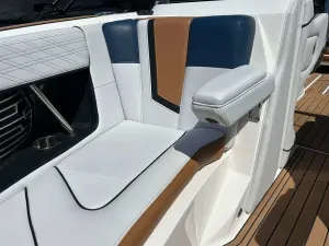 2019-nautique-g21-143312-image7.webp
