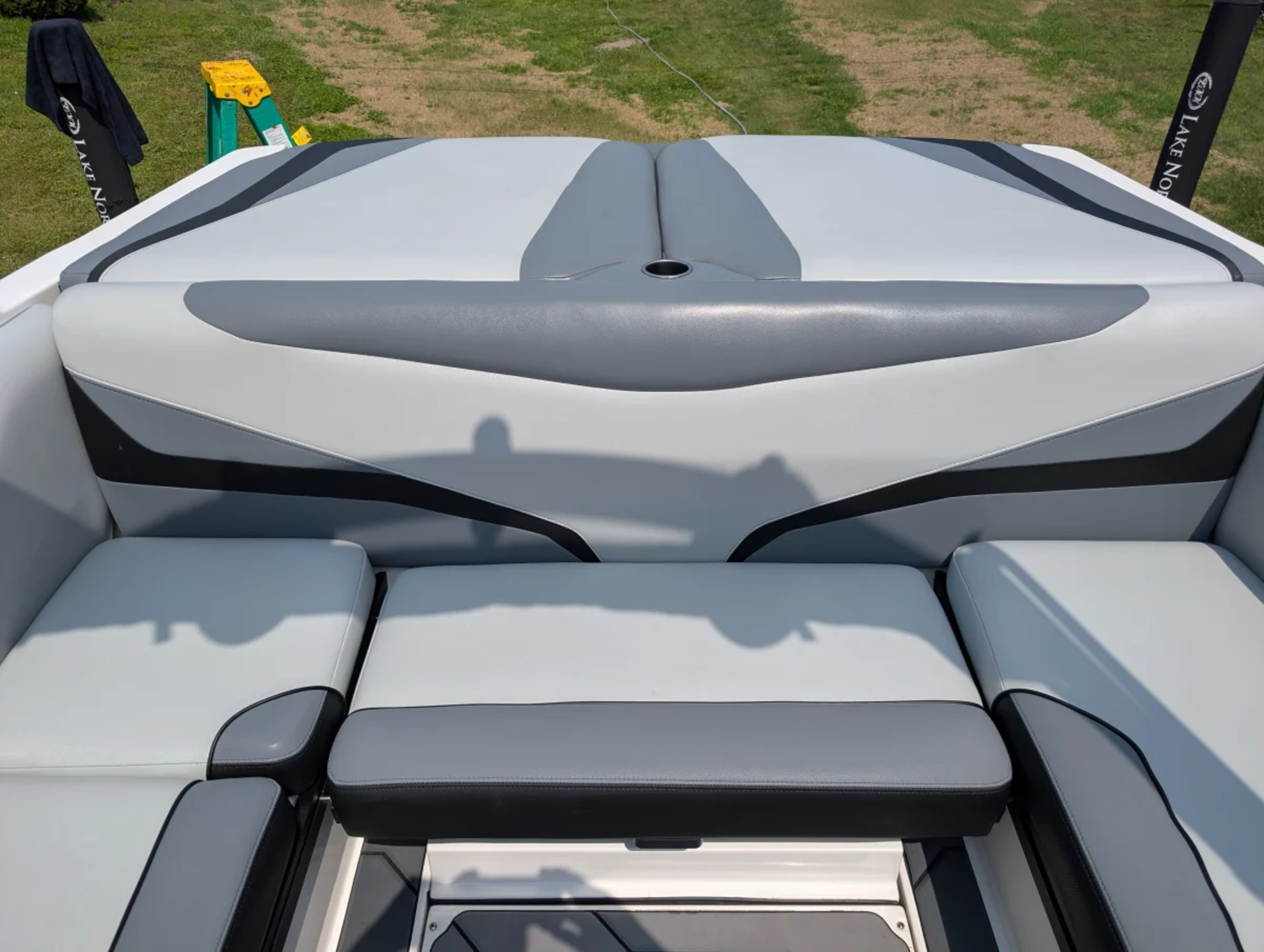 2020 Axis Boats T22